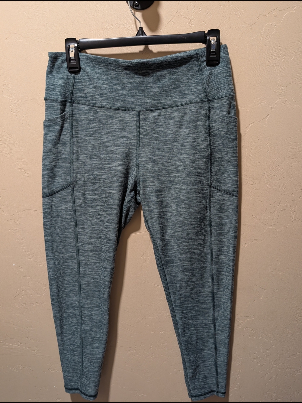 Victoria's Secret Heathered Green Leggings W/ Side Pockets Super Soft Size 12